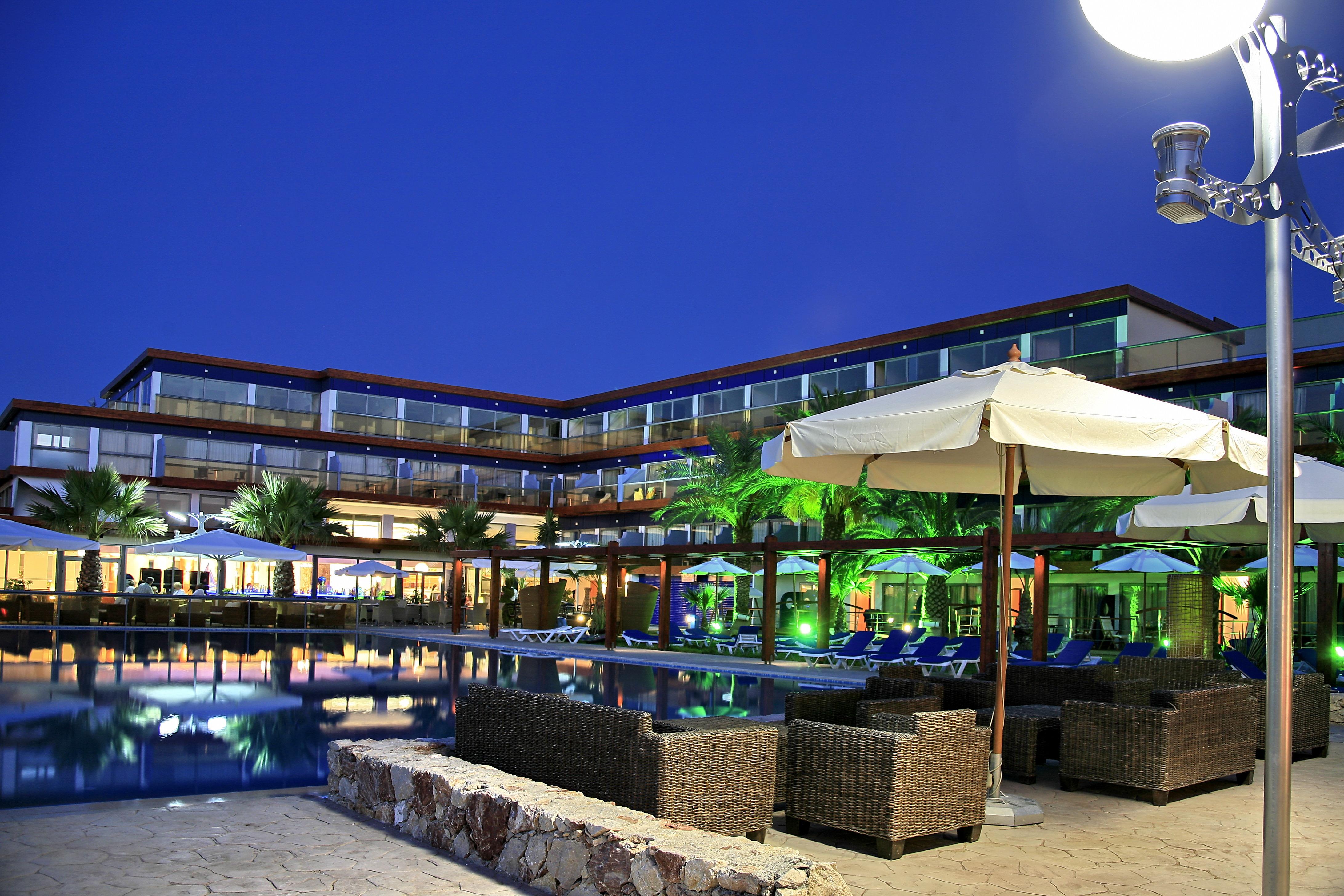 All Senses Ocean Blue Sea Side Resort Кремасті Екстер'єр фото